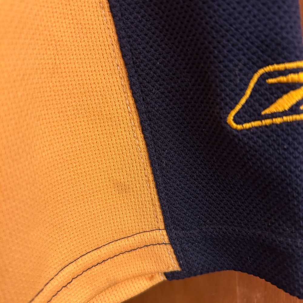 Reebok Buffalo Sabres Navy and Yellow Jersey - Picture 2 of 9